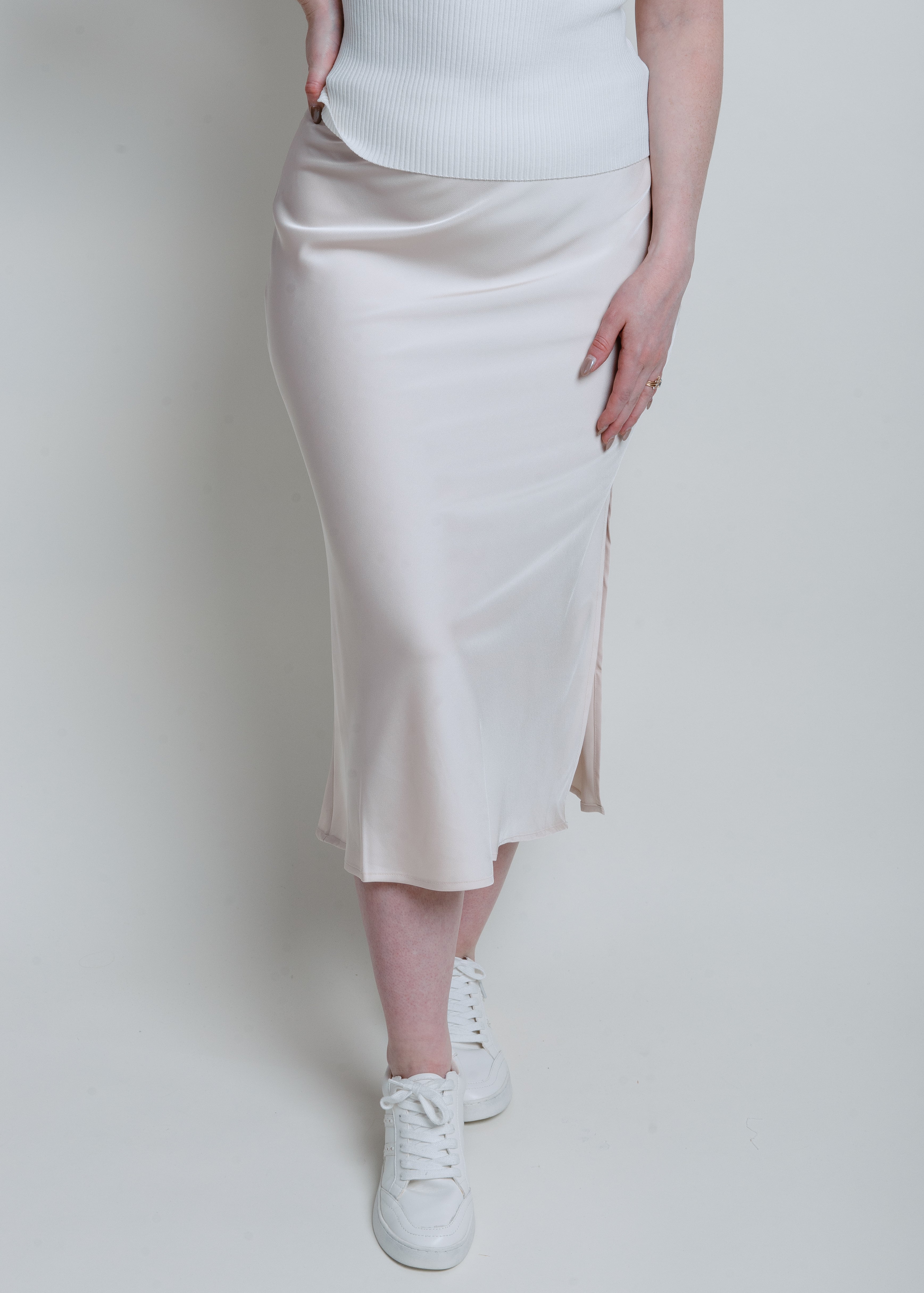 Alani Satin Midi Skirt - Champagne