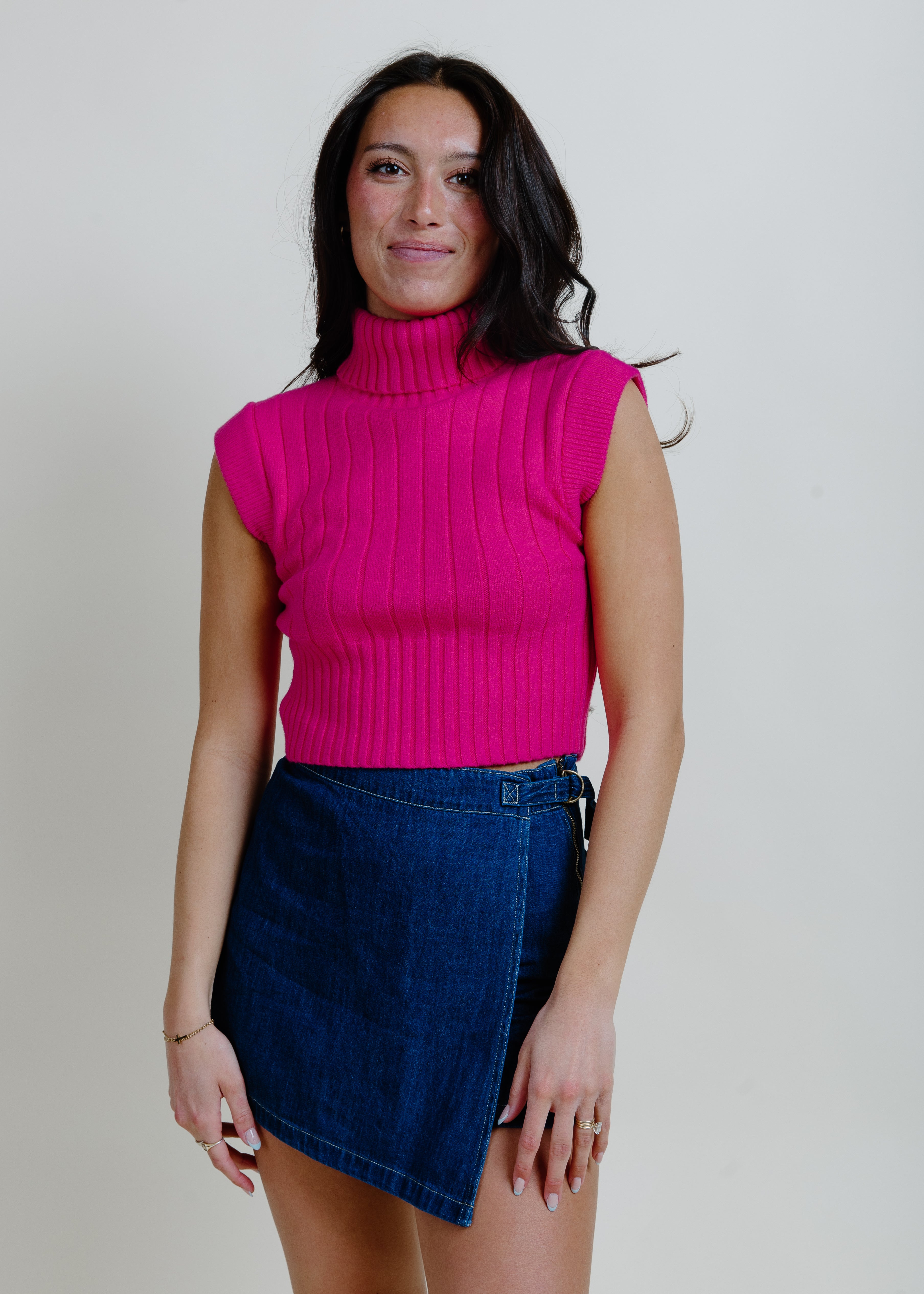 Lorianne Sleeveless Sweater Top - Fuchsia