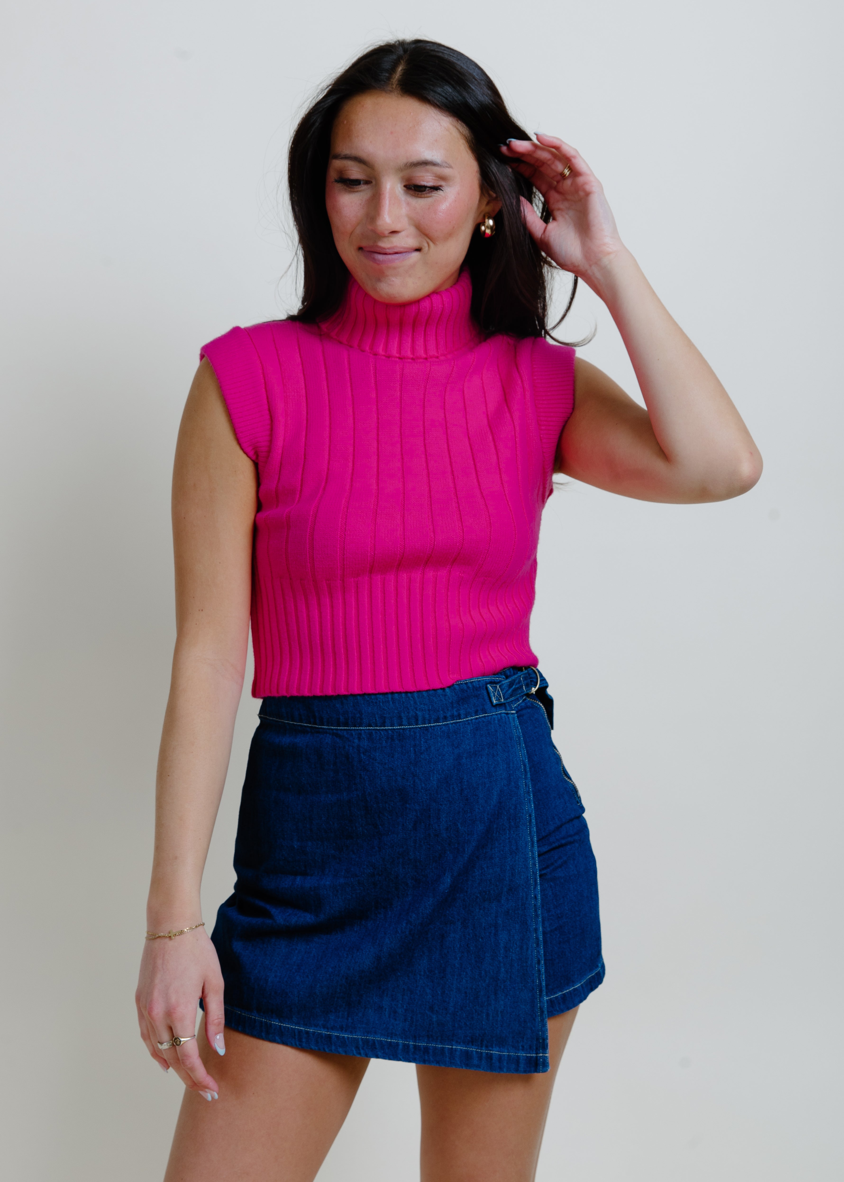 Lorianne Sleeveless Sweater Top - Fuchsia