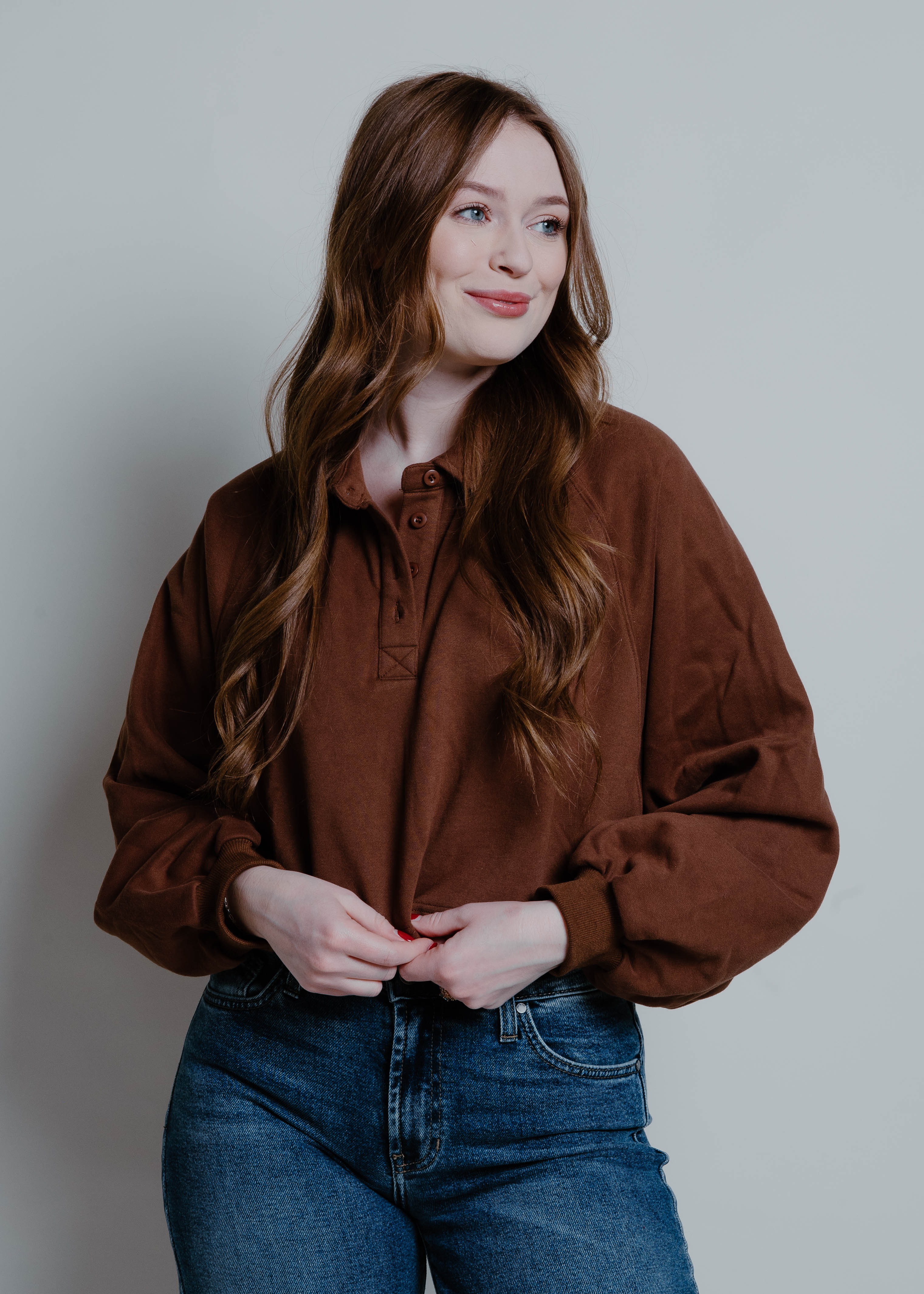 The Remi Cropped Pullover - Chocolate