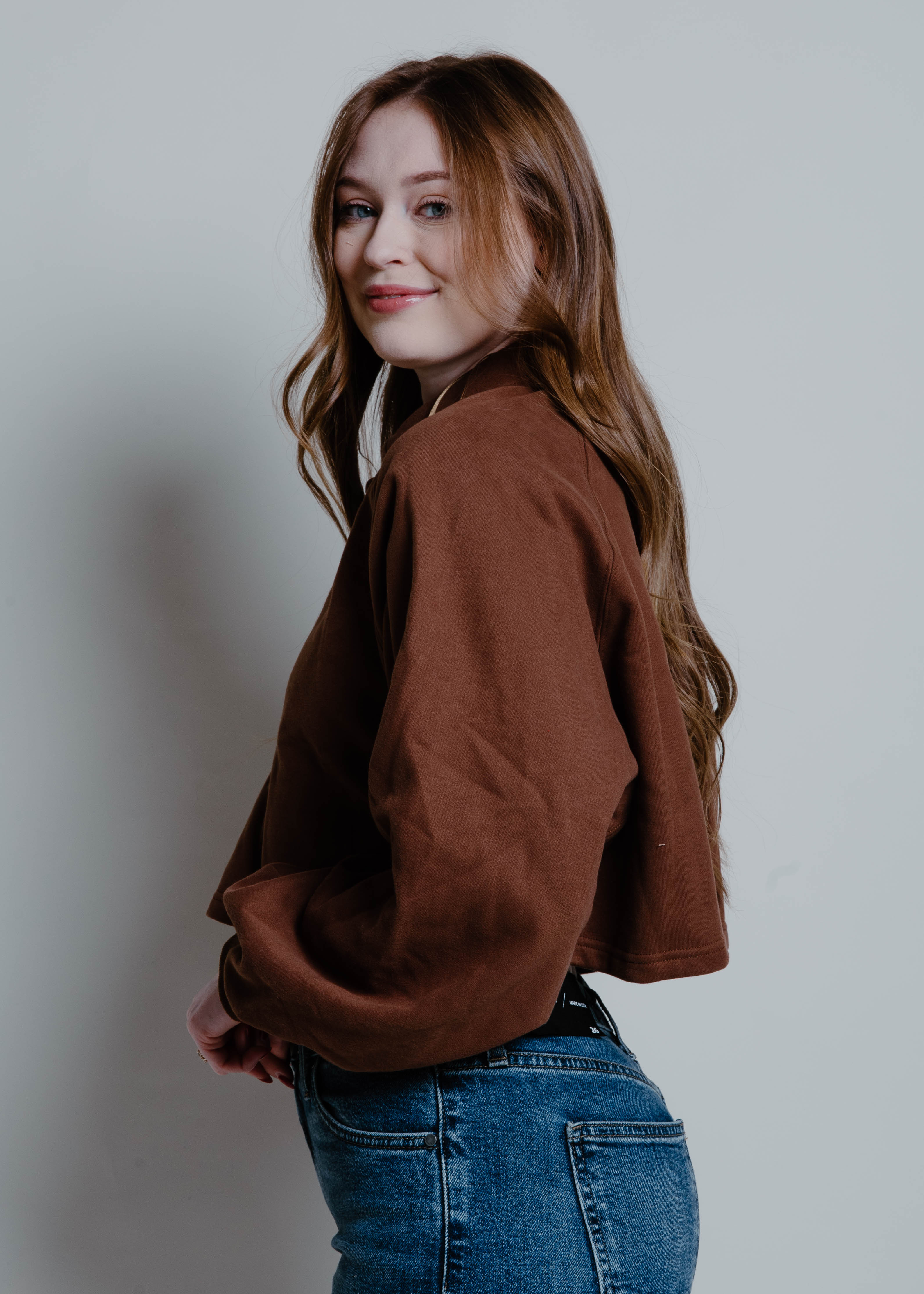 The Remi Cropped Pullover - Chocolate