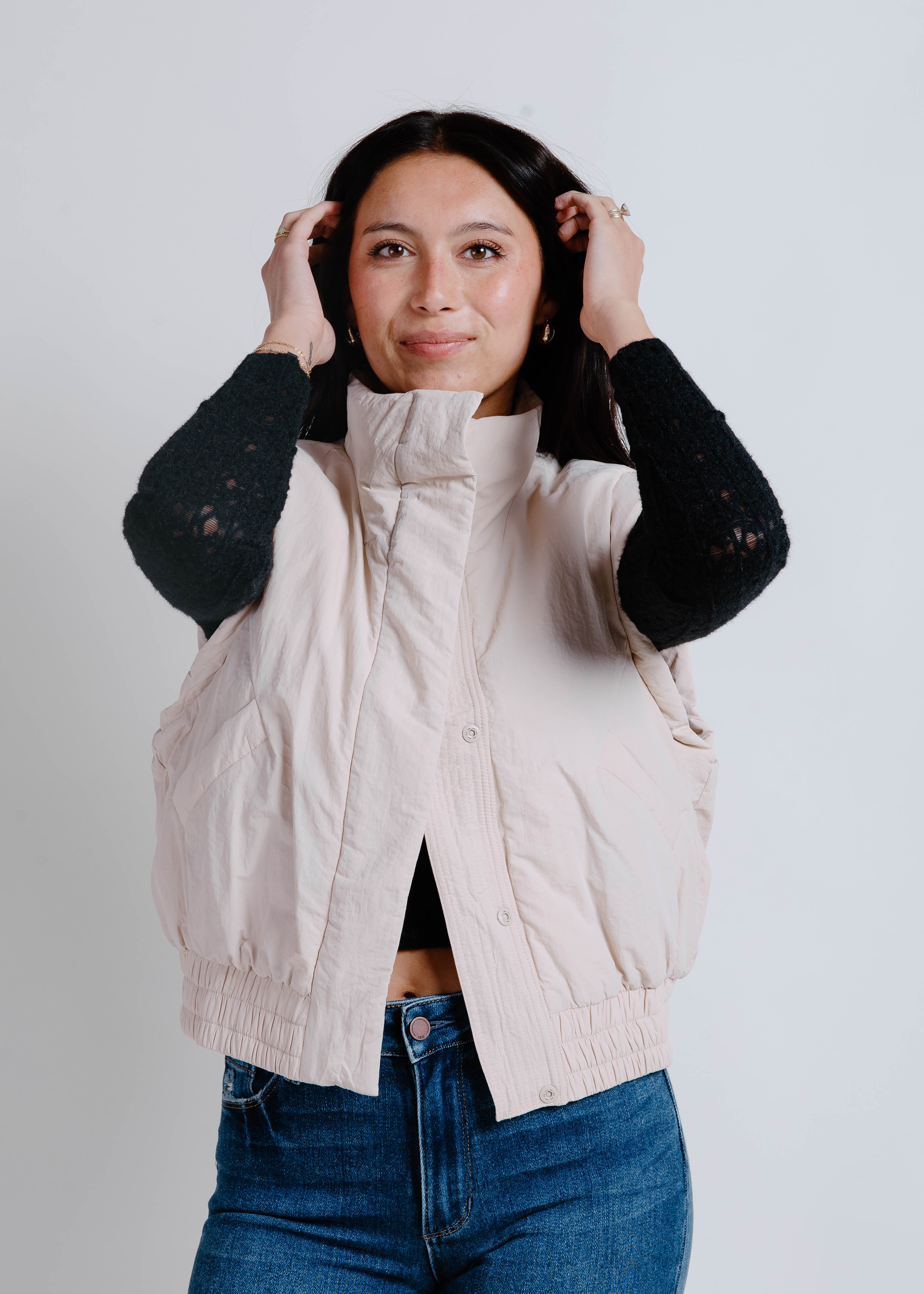 Vanish Puffer Vest - Beige