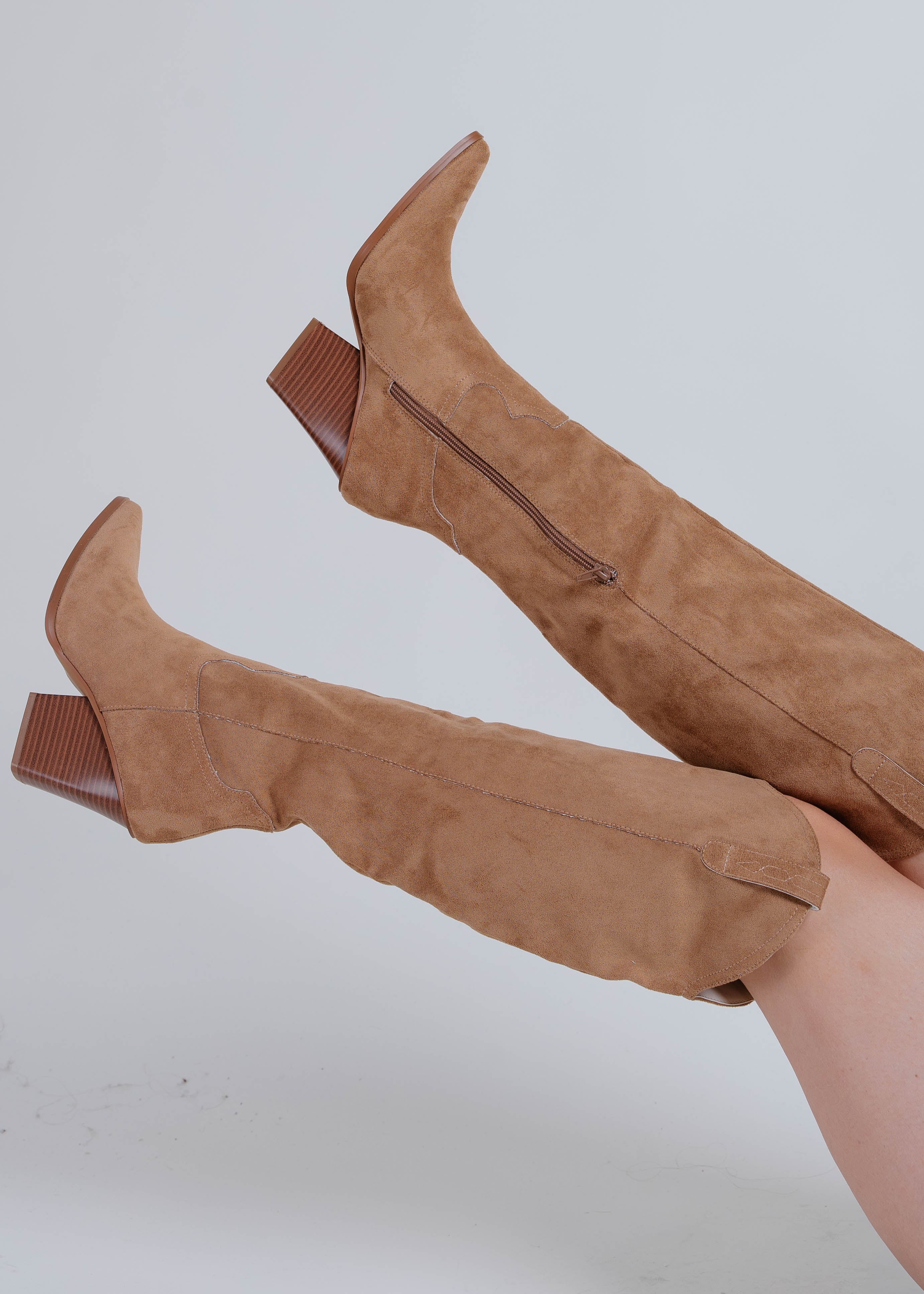 The Barcelona Western Boot - Latte