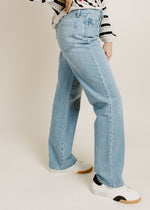 JBD Relaxed Straight Jean
