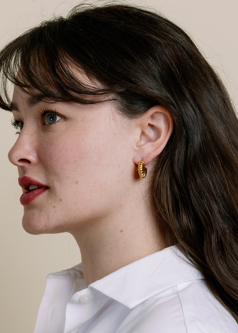 Vincent Gold Shell Earrings