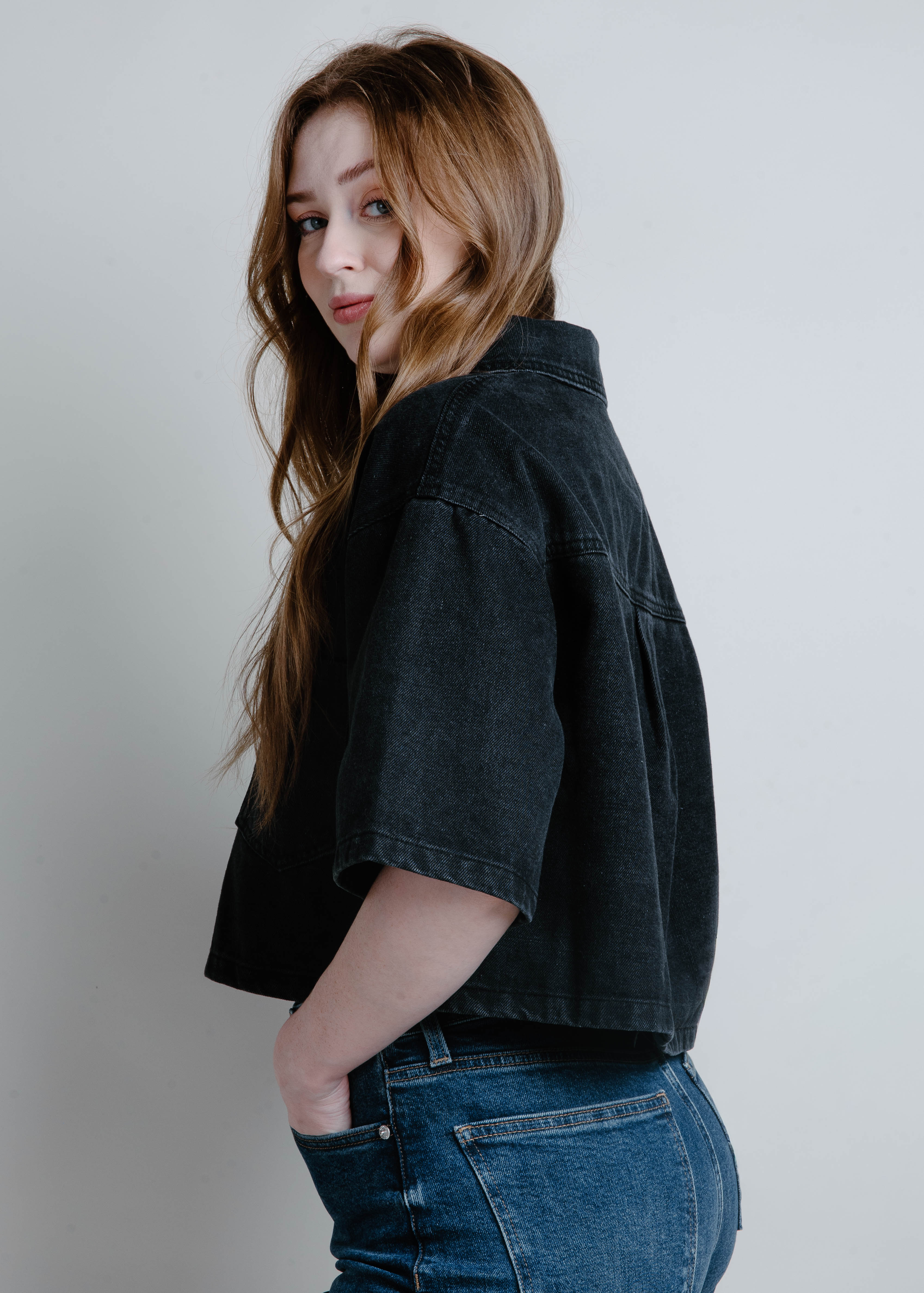 Nola Button Front Cropped Shirt - Black