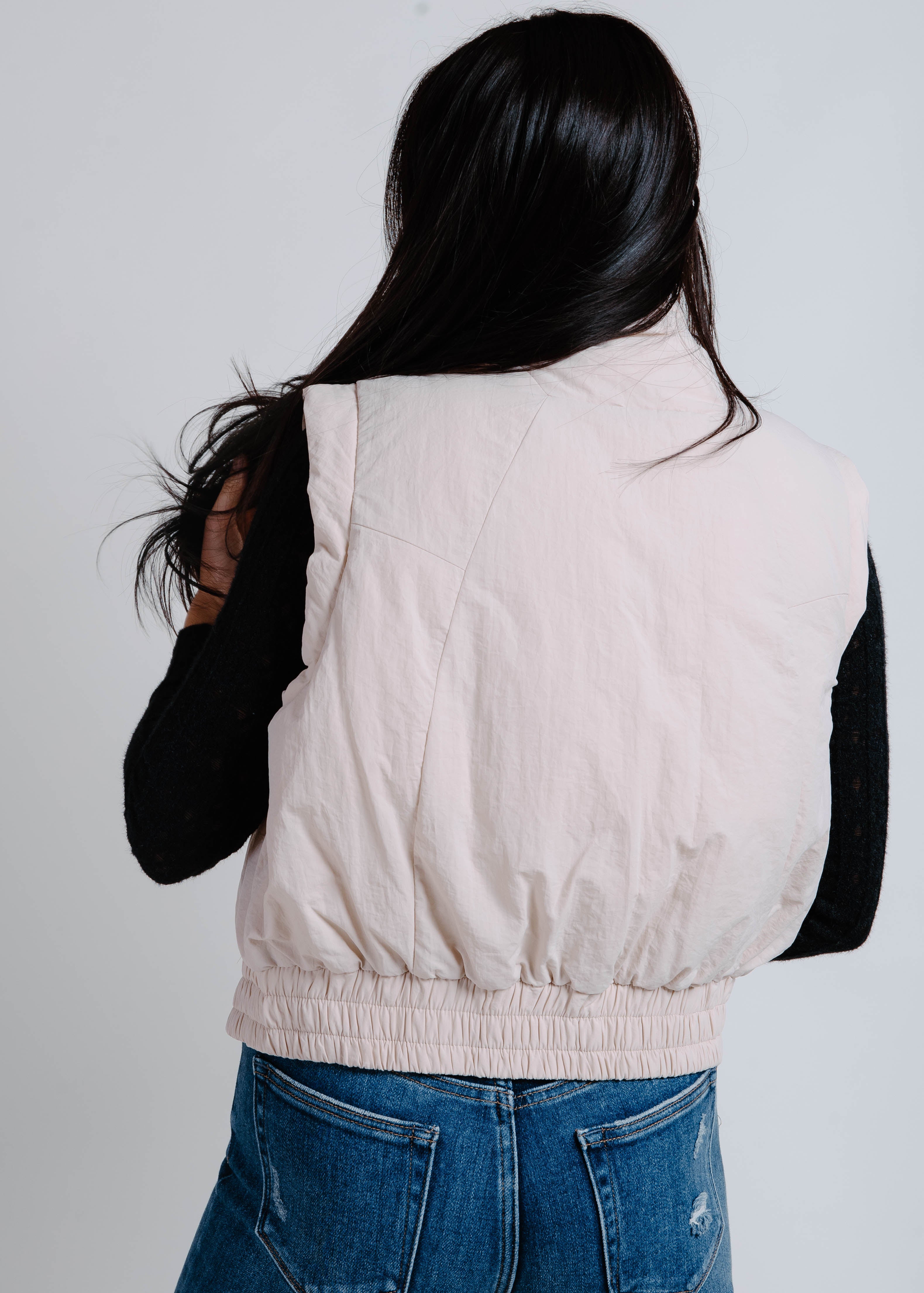 Vanish Puffer Vest - Beige